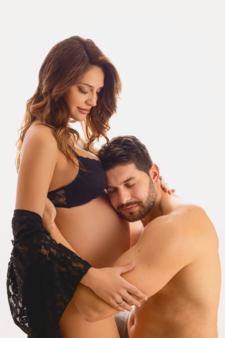 Fotografía-premamá-estudio